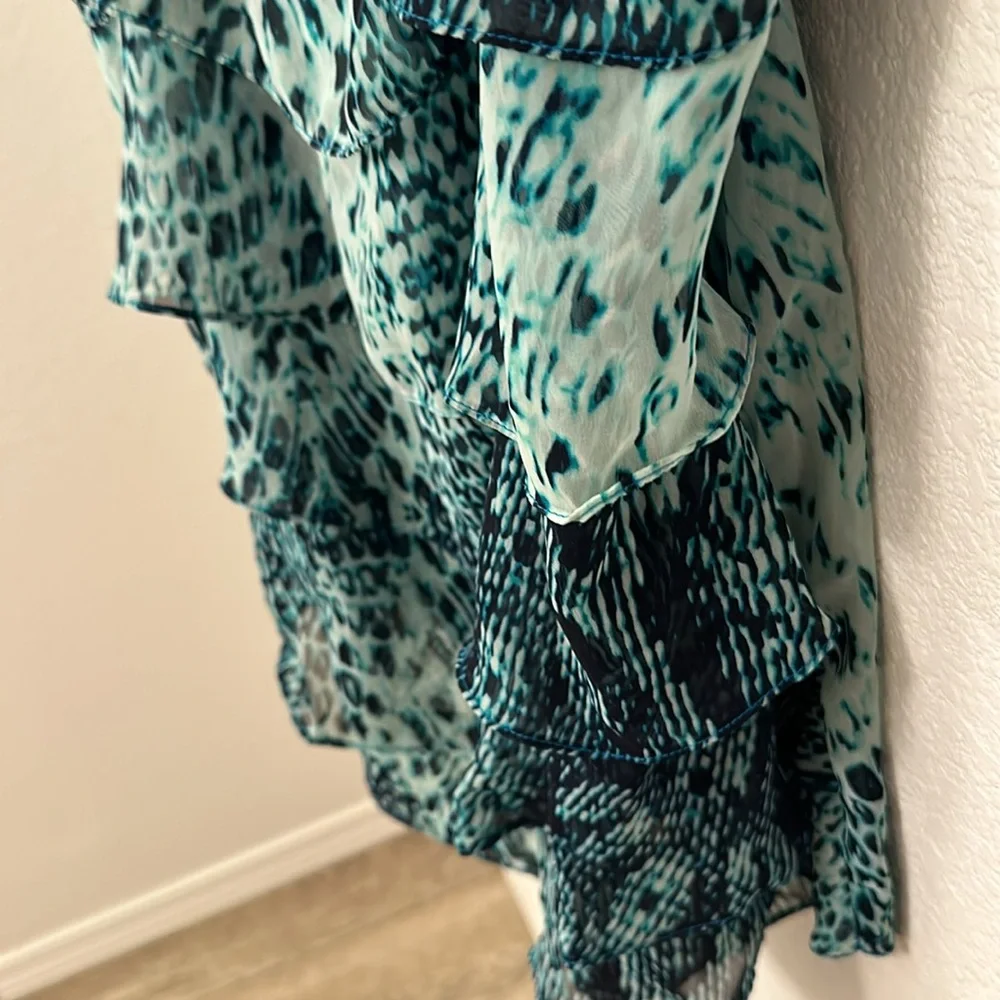 New York & company tier animal print top - Picture 8 of 8